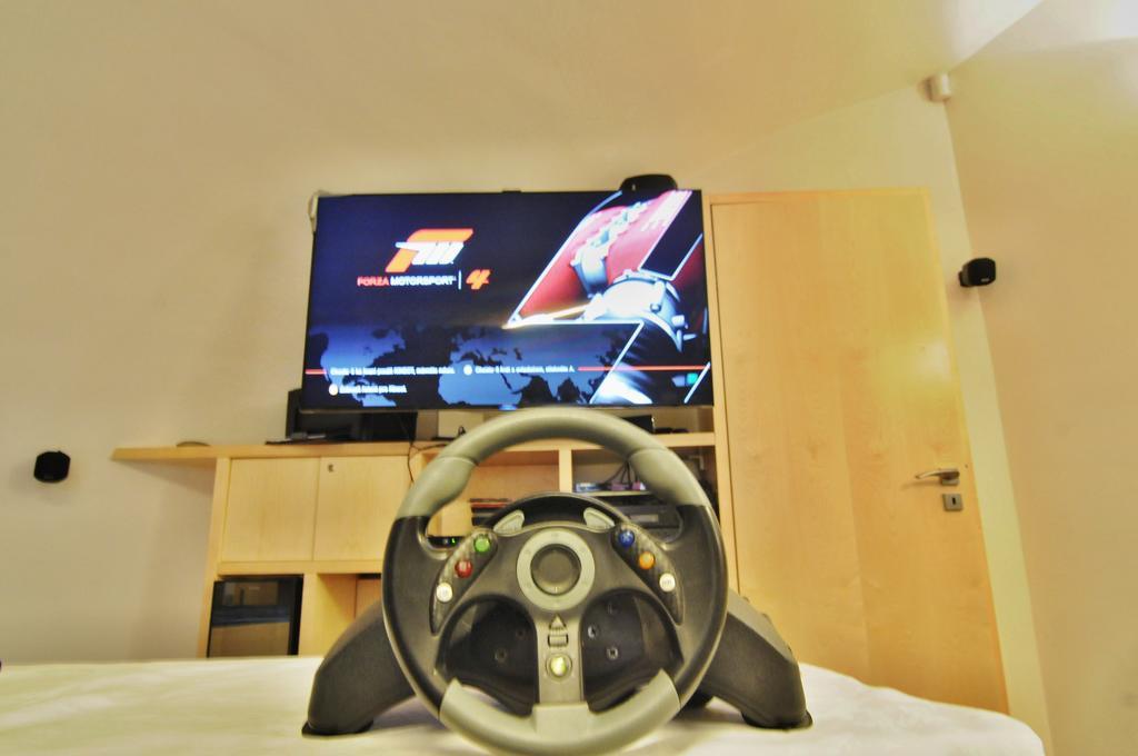 Apartment Trziste Praga Zewnętrze zdjęcie