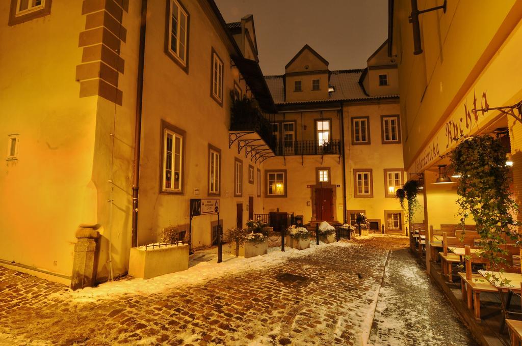 Apartment Trziste Praga Zewnętrze zdjęcie